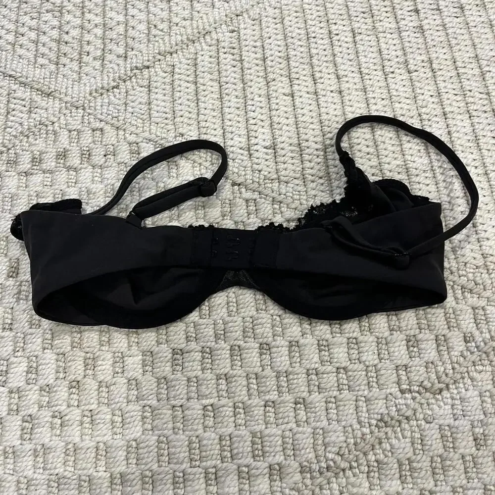 SOLD Fits Everybody Lace Scoop Bra - Picture 3 of 5